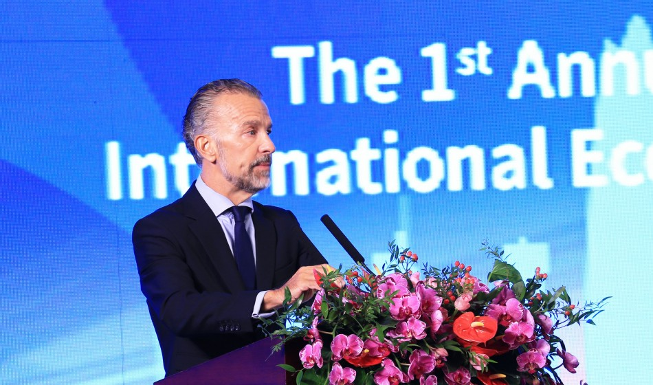 年会执行主席孟昊文先生致辞